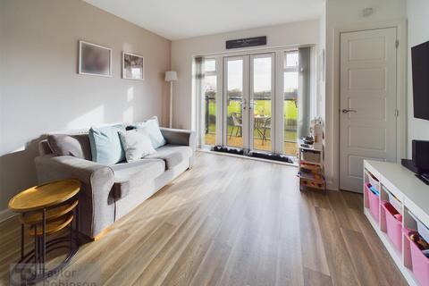 48 Bedivere Road, Crawley, RH11 0FY