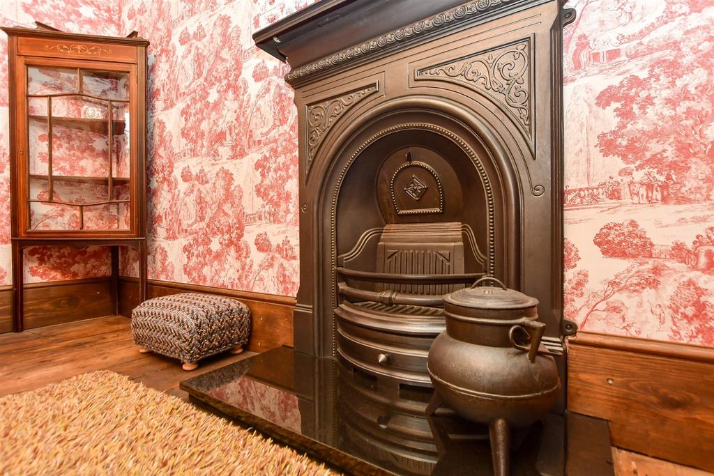 Internal Feature