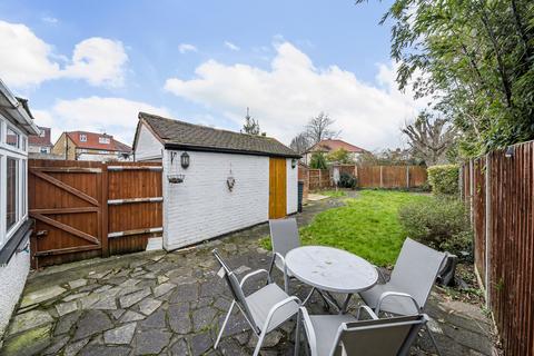 84 Long Drive, Ruislip, HA4 0HP