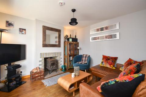 2 bedroom end of terrace house for sale, Dorset Place, Hastings