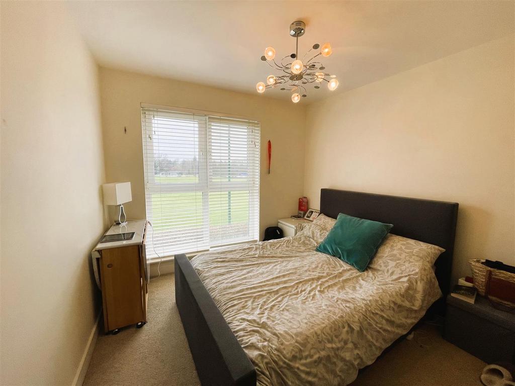 11 Brunswick Place bedroom 1.jpeg