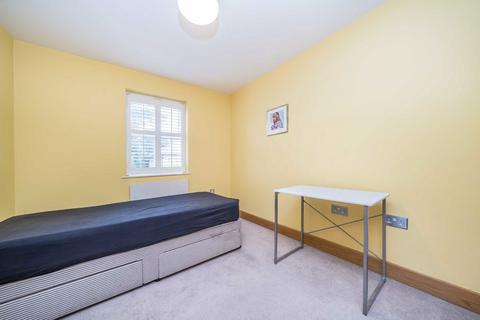 3 bedroom flat for sale, Lower Kings Road, Kingston Upon Thames KT2