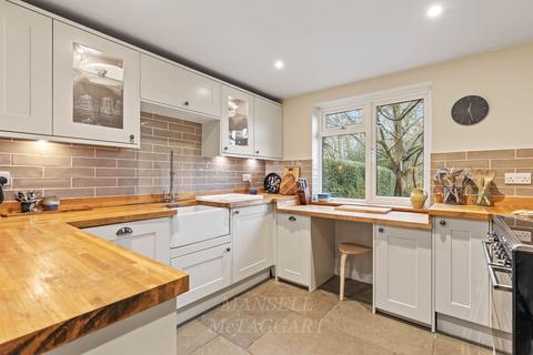 undefined, Cansiron Lane, East Grinstead RH19