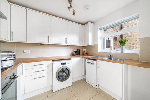 3, Lang Court, 6 Upper Brighton Road, Surbiton, KT6 6LE