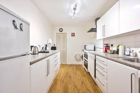 1 bedroom flat to rent, Queens Gate Gardens, South Kensington, London, SW7