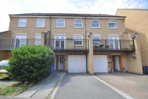 4 bedroom terraced house to rent, Avalon Drive, Chellaston, Derby, Derbyshire, DE73