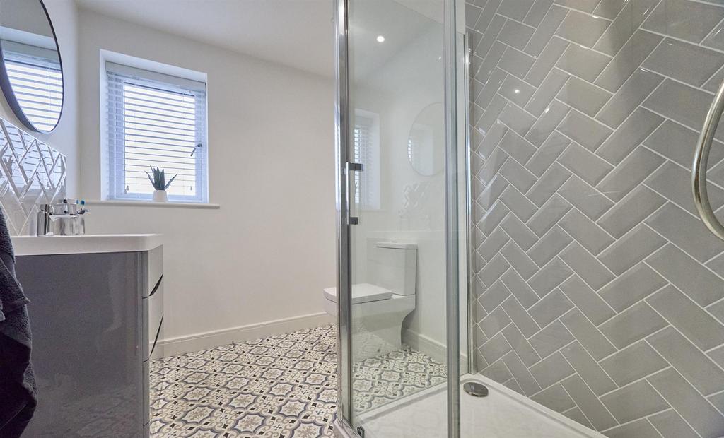En Suite Shower Room