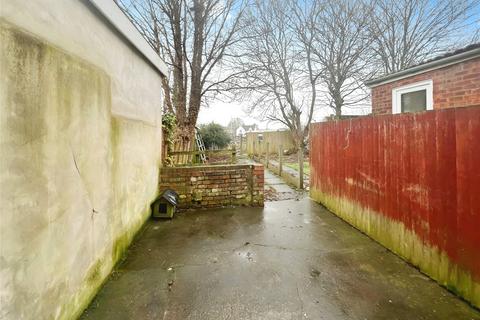 7 Carter Road, Wolverhampton, WV6 0PF
