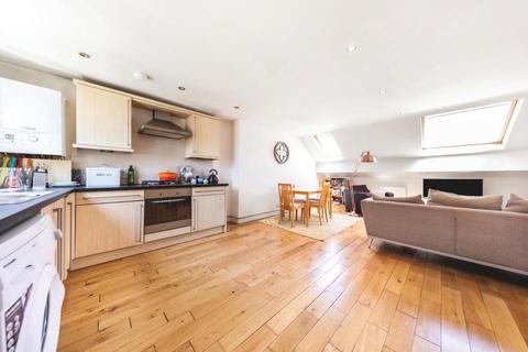 1 bedroom flat for sale, Leander Road, SW2