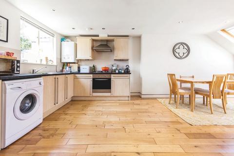 1 bedroom flat for sale, Leander Road, SW2