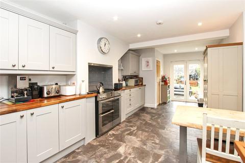 13 Vambery Road, London, SE18 3HA