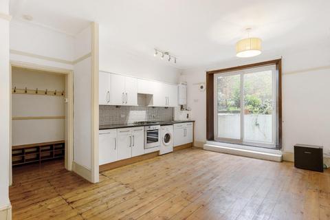 1 bedroom flat for sale, Altenburg Gardens, London