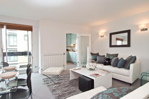 1 bedroom apartment for sale, Campden Hill Road London W8