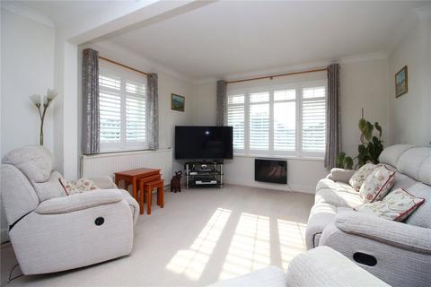 2 bedroom bungalow for sale, Hengistbury Road, Barton On Sea, Hampshire, BH25