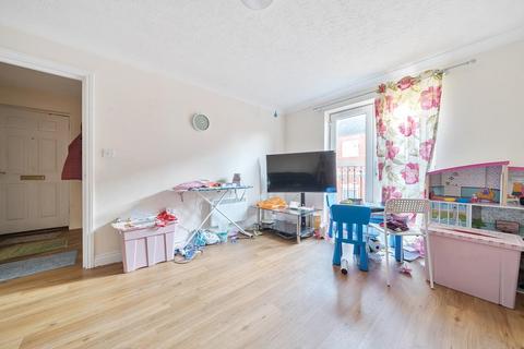 2 bedroom flat for sale, Newbury,  Berkshire,  RG14