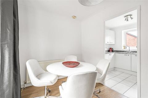 31 Gresham Drive, Northampton, NN4 9SZ