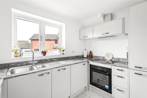 31 Gresham Drive, Northampton, NN4 9SZ