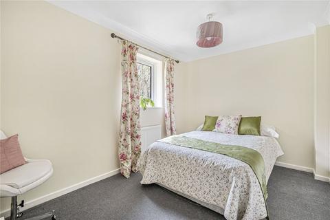 31 Gresham Drive, Northampton, NN4 9SZ