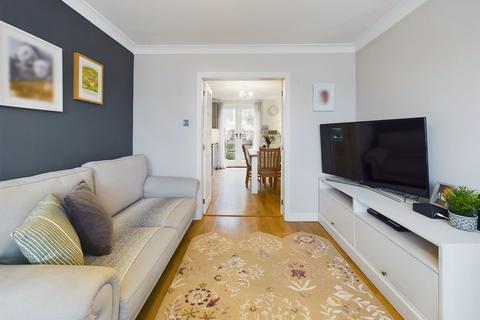 37 Kirk Road, Nottingham, NG3 6GX