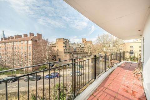 2 bedroom flat for sale, Thomas More Street, London E1W