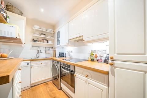 2 bedroom flat for sale, Thomas More Street, London E1W