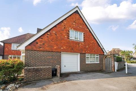 Tithe Barn Court, Aldwick Bay, West Sussex