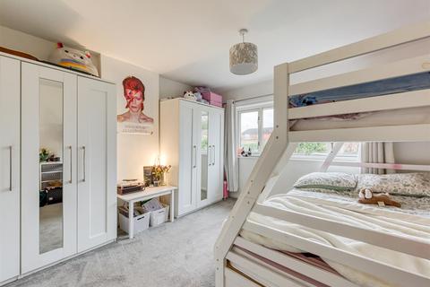18 Charters Avenue, Codsall, Wolverhampton, WV8 2JH