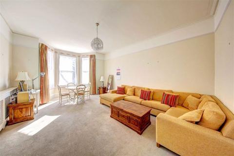 2 bedroom flat to rent, Sheen Road, Richmond TW9