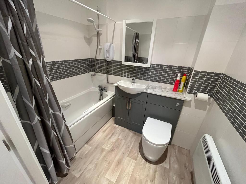 Apartment in York, Clifton Moor, Bell Farm - View 5