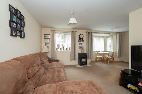 2 bedroom flat for sale, Castle Mews, Pontefract WF8