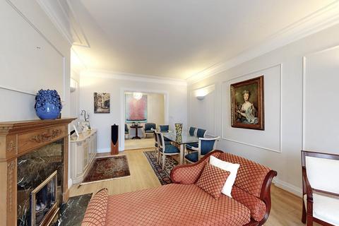 3 bedroom apartment for sale, Grove Court, 24 Grove End Road, London, NW8