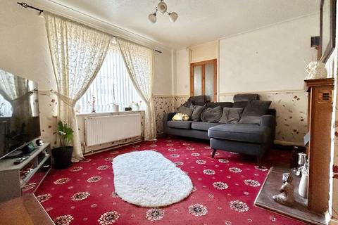 3 bedroom semi-detached house for sale, Kingsway, Thurnscoe