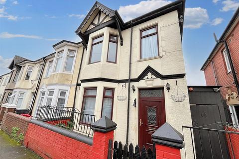 3 bedroom end of terrace house for sale, Capel Crescent, Newport