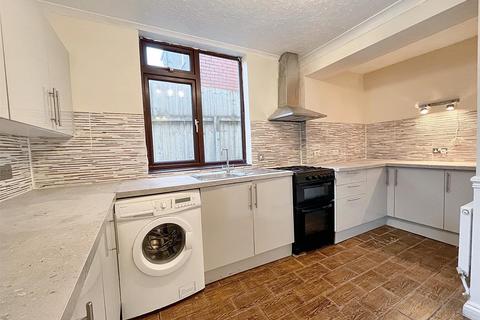 3 bedroom end of terrace house for sale, Capel Crescent, Newport