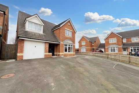 4 bedroom detached house for sale, Viscount Evan Drive, Newport