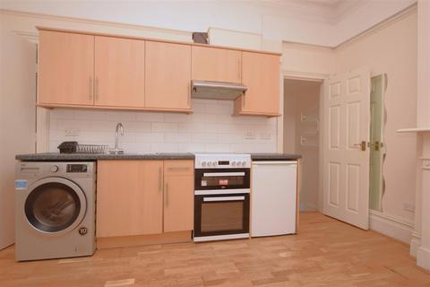 Studio to rent, 10434 Hartington Park, Bristol