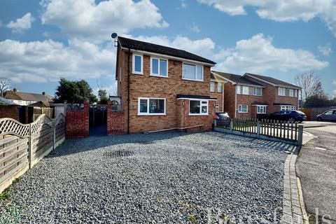 1 Courage Close, Hornchurch, RM11 2BJ