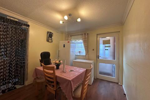 3 bedroom house for sale, Manordene Road, London SE28