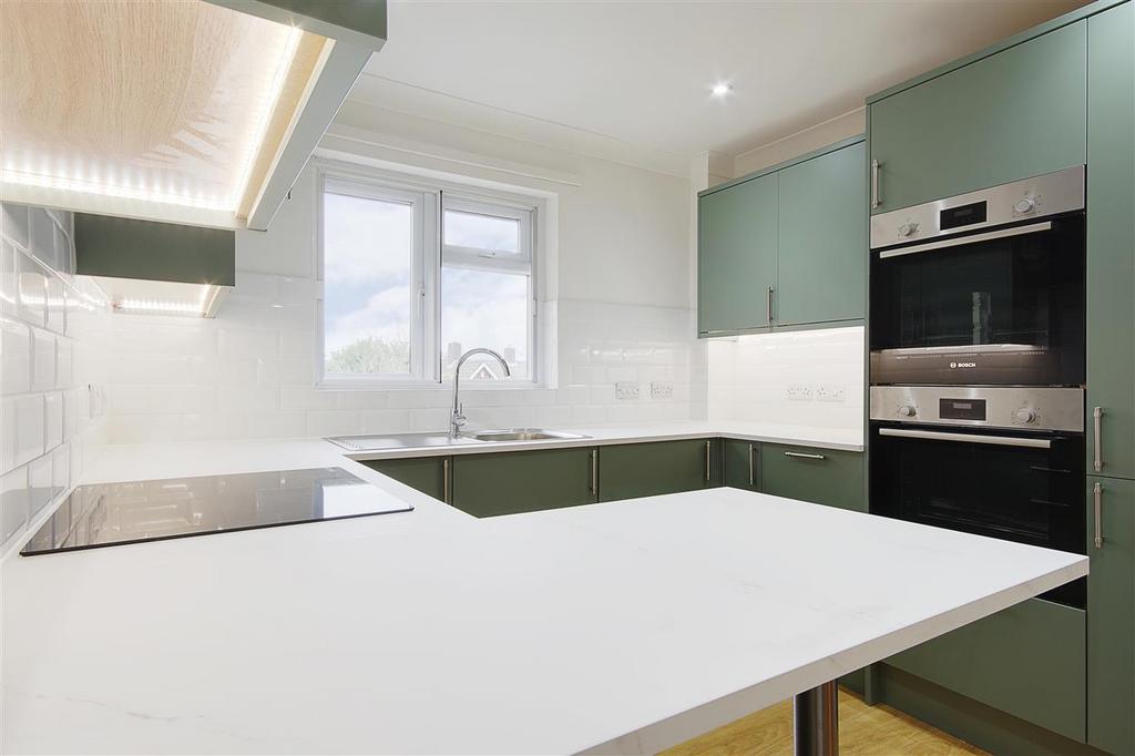 Kitchen (Alt View)