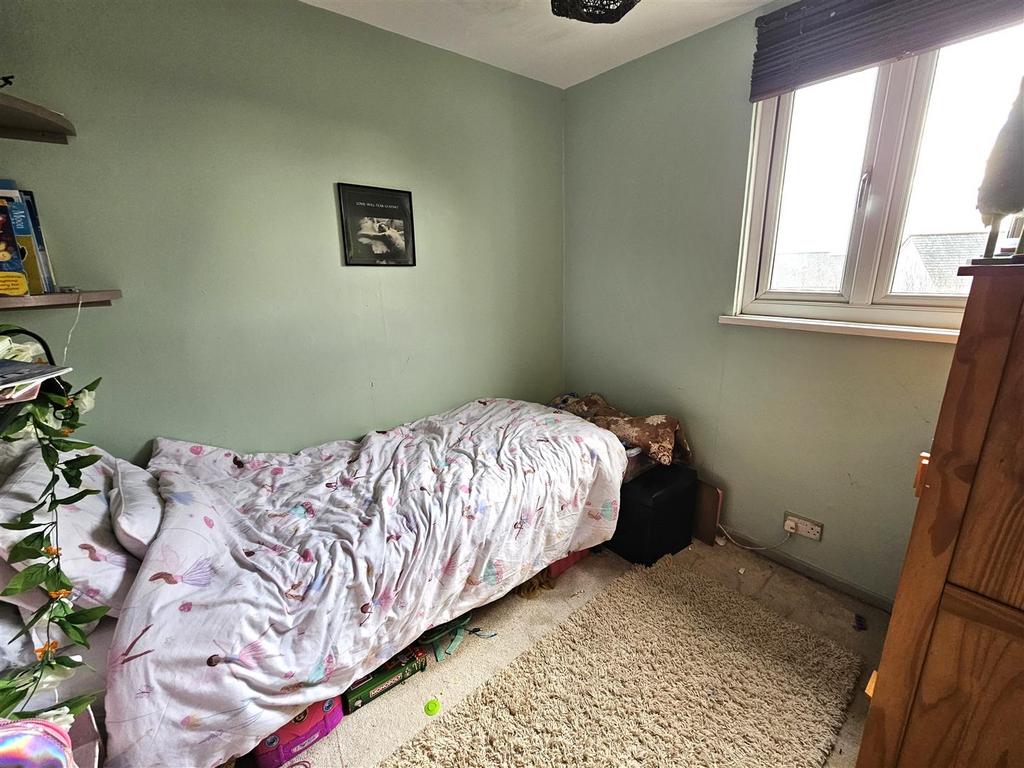 Bedroom 3.jpg