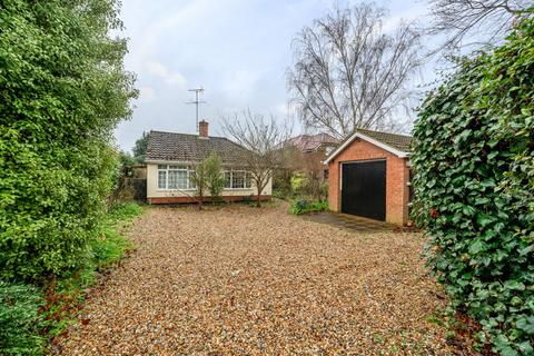 21 Simons Lane, Wokingham, RG41 3HG