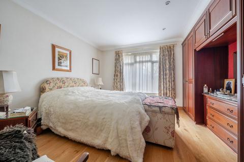 21 Simons Lane, Wokingham, RG41 3HG