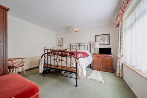 21 Simons Lane, Wokingham, RG41 3HG