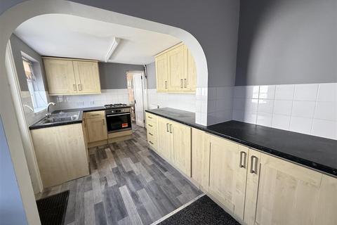 2 bedroom semi-detached house for sale, Belmont Street, Swadlincote DE11