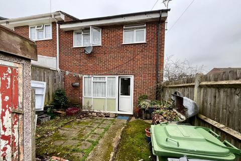 7 Birch Road, Headley Down, Bordon, GU35 8BN