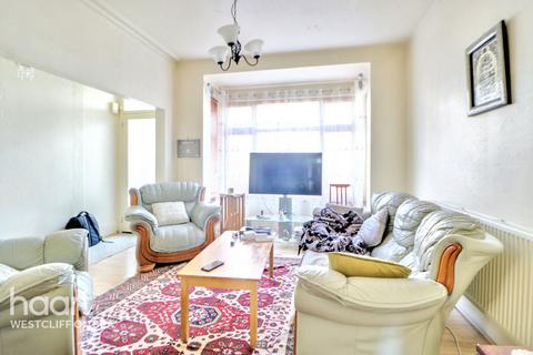 15 Albert Road, Southend-on-sea, SS1 2HF