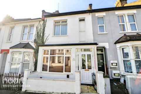 3 bedroom terraced house for sale, Albert Road, SOUTHEND-ON-SEA