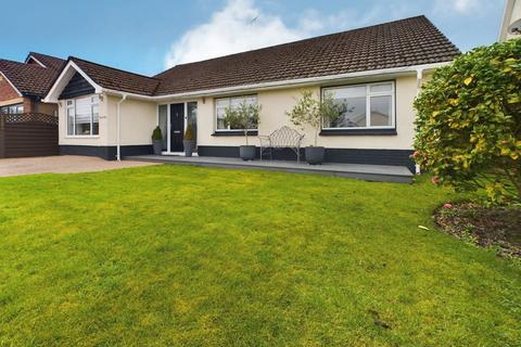 2 bedroom detached bungalow for sale, Fairfield, Penperlleni NP4