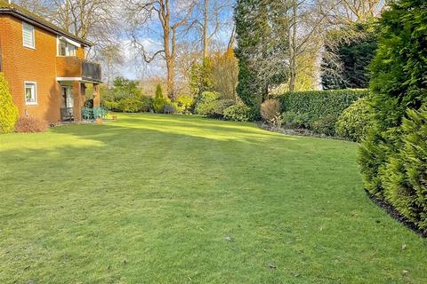 2 bedroom apartment for sale, Knowle Lane, Cranleigh, Surrey