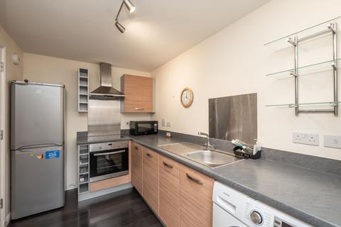 2 bedroom flat for sale, 6/17 Slateford Gait, Slateford, Edinburgh, EH11